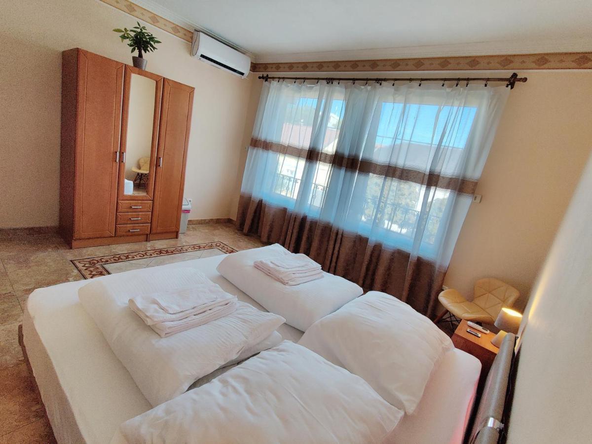 Bliss Rest Apartment Nyiregyhaza Exterior photo